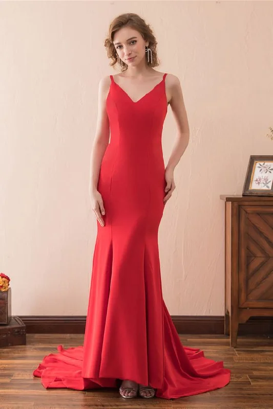 High-fashion styles at affordable prices   Close-fitting Red Simple Prom Evening Dresses with Pleated Train