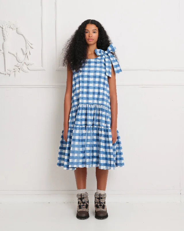 Everyday essentials for a stylish wardrobe   Beebalm Dress - Chunky Gingham